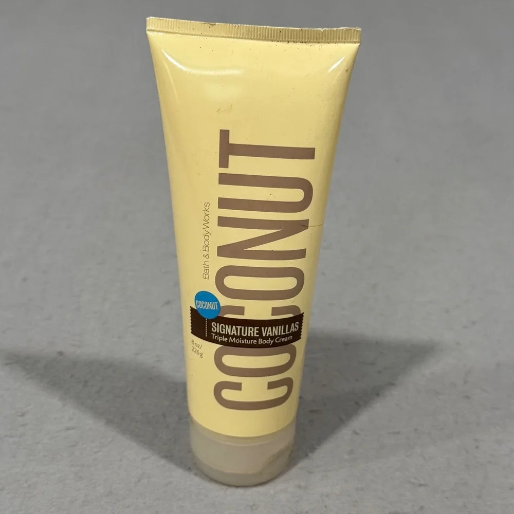 Bath & Body Works Body Cream Women Yellow Coconut Signature Vanillas 8oz